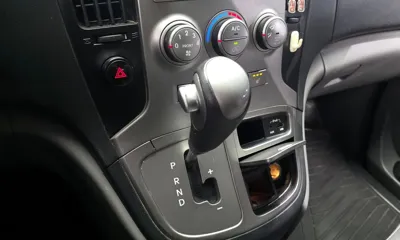 Hyundai Starex