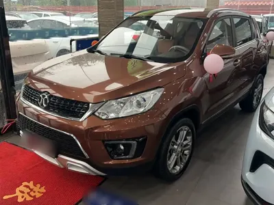 BAIC Senova X35