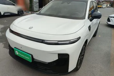 Leapmotor B10