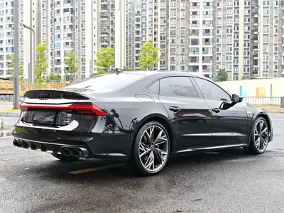 Audi A7L