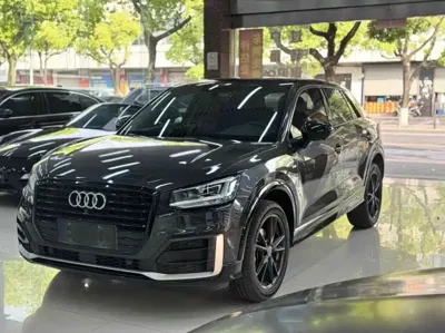 Audi Q2L