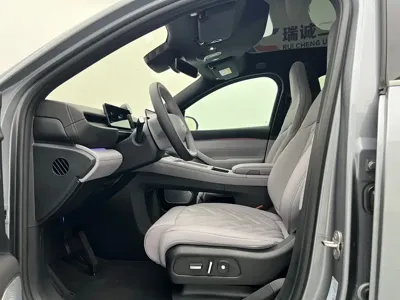 Nio EC6