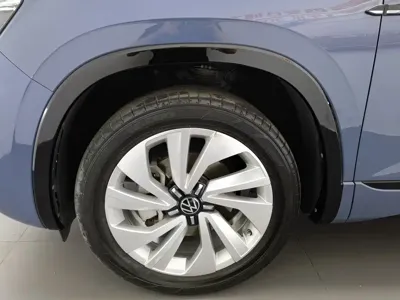 Volkswagen X