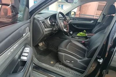 Roewe RX8