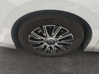 GAC Motor Trumpchi E9
