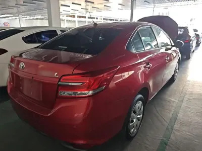 Toyota Yaris L
