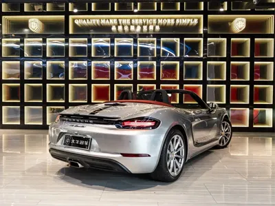 Porsche 718