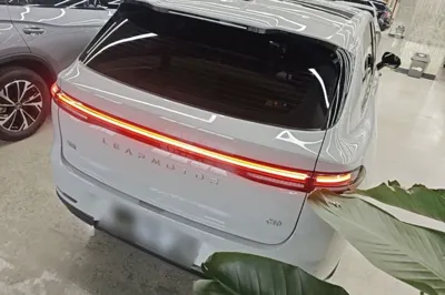 Leapmotor C10