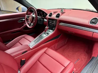 Porsche 718
