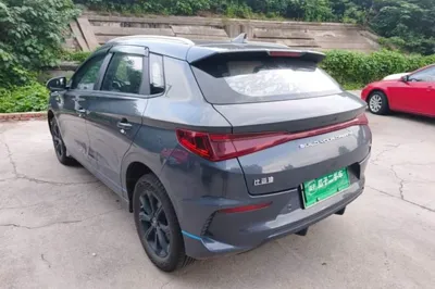 BYD e2