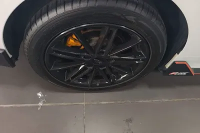 Geely Auto Binray