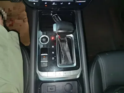 Jetour X90
