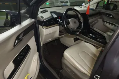 Hyundai Custo