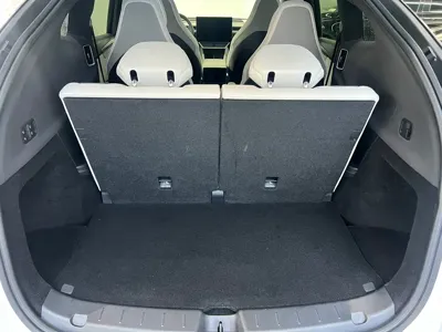 Tesla Model Y L