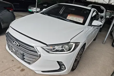 Hyundai Elantra (6th Generation
