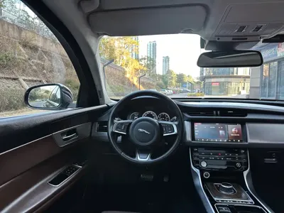 Jaguar XFL