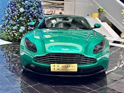 Aston Martin DB11