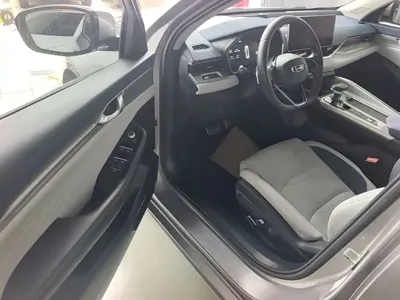 Geely Xingrui