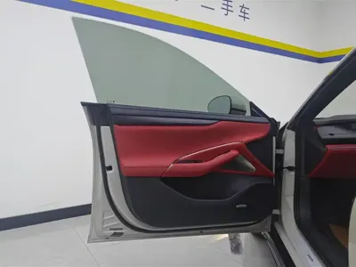 Xiaomi SU7
