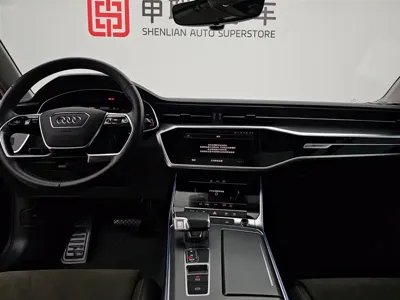 Audi A7L