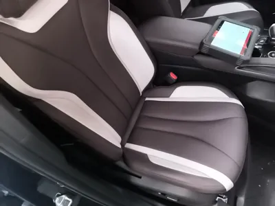 Geely Monjaro L