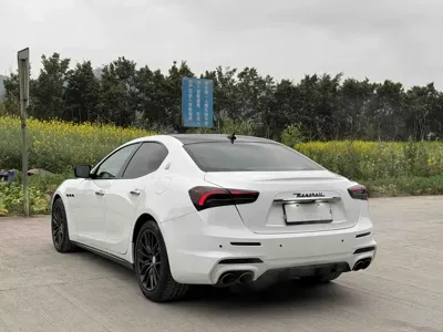 Maserati Ghibli