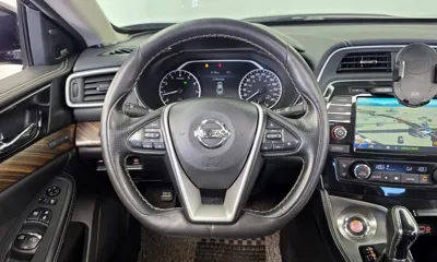 Nissan Maxima