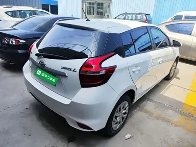 Toyota Yaris L