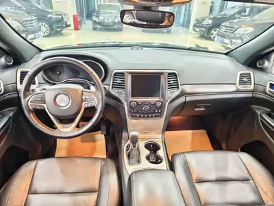 Jeep Grand Cherokee (Import)