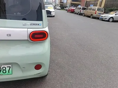 Wuling MINIEV