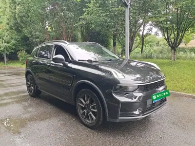 Lynk & Co 01