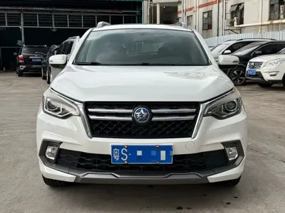 Venucia T70