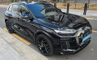 Audi Q6 e-tron