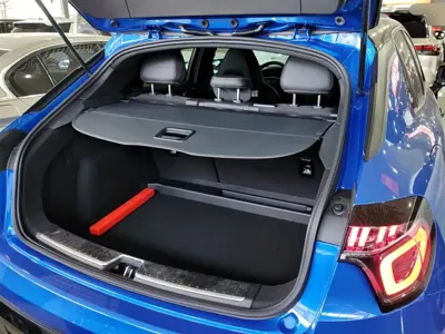 Lynk & Co 02