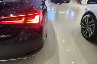 Lexus ES