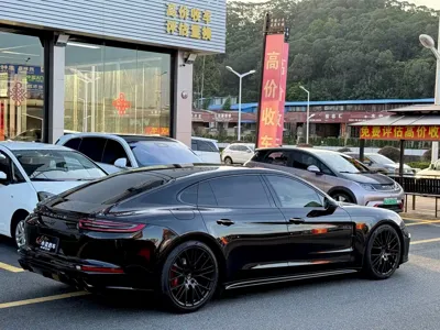 Porsche Panamera