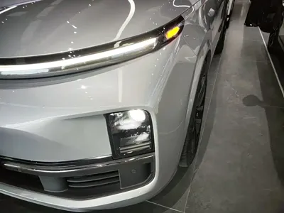Li Auto Li L8