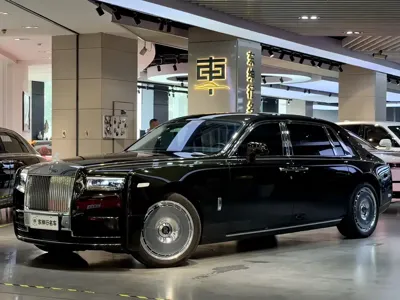 Rolls-Royce Phantom