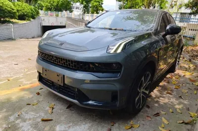 Lynk & Co 05