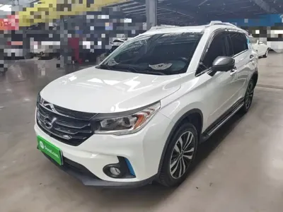 GAC Motor Trumpchi GS4
