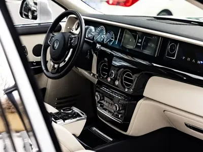 Rolls-Royce Phantom
