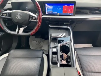 MG MG5 Scorpio