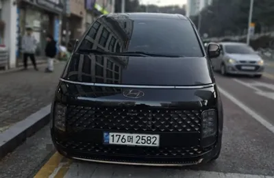 Hyundai Staria