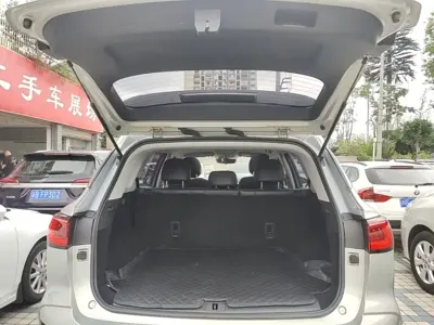 Roewe RX5 Max