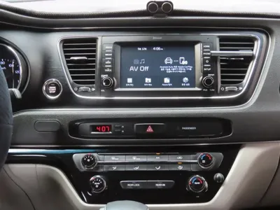 Kia Canival