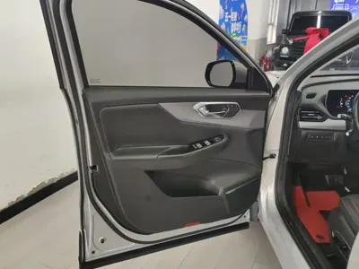 BAIC X7