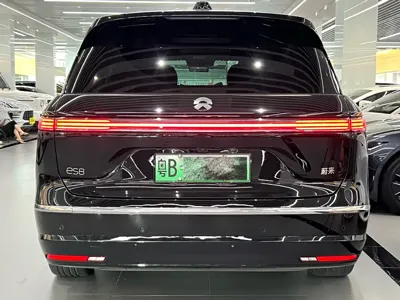 Nio ES8
