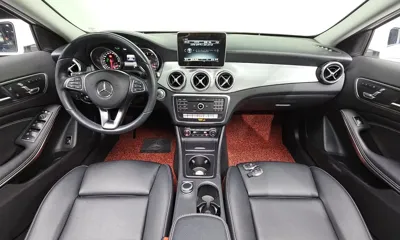 Mercedes-Benz GLA-Class