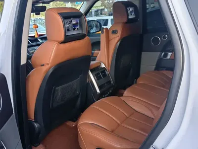 Land Rover Sport
