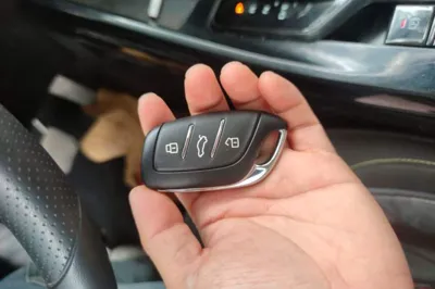 Roewe i5